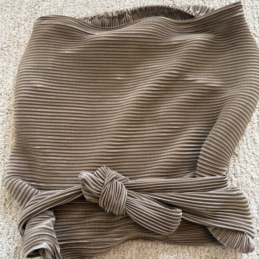 Women’s Lelis Shimmer Pleated Front Tie‎ tube top size medium - Picture 5 of 9